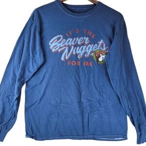 Buc-ee’s Medium long sleeve tee “it’s the beaver nuggets for me”